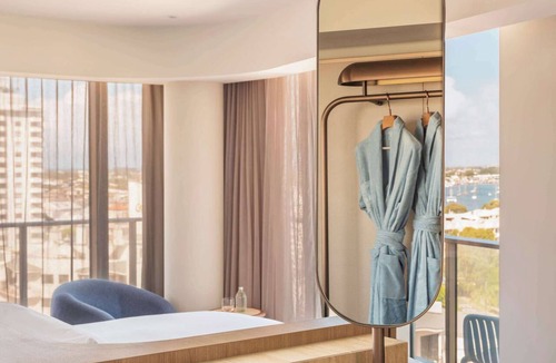 Mooloolaba Hotel | Avani Mooloolaba Beach Hotel