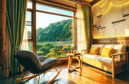Chaqiyu Bed & Breakfast | Avatar Mountain View · Yinshan Inn - Near Zhangjiajie National Forest Park