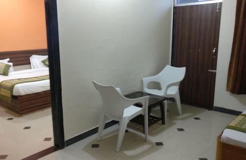 Vrindavan Hotel | Avexia Kahna Residency