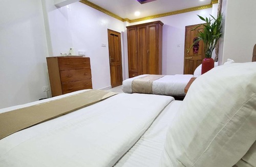 Laitumkhrah Bed & Breakfast | Ayarn 847 Home Stay