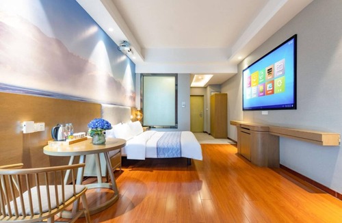 Panyu Hotel | Azure view Elegant Hotel Guangzhou South Railway Station Branch - Free Shuttle Bus to Guangzhou South Railway Station & Free Deliver Service to Canton Fair Complex During Canton Fair Period