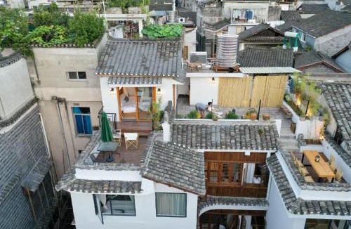 Fenghuang House | BaHaoBieYuan
