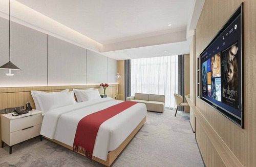 Huaqiang North Hotel | BAIHENG HOTEL