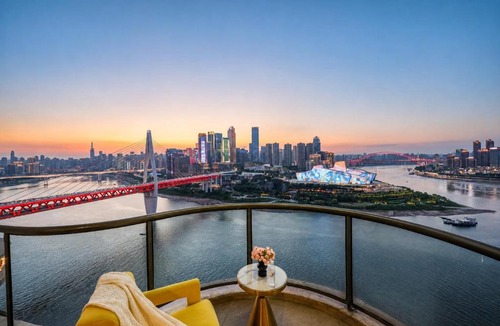 Yuzhong Apartment | Baihong Drone Show River Merge View Suite -Hongyacave