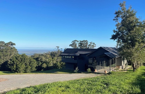 Beaumont House | Baker House - Berry Mountain - Ultimate Luxury Country Getaway.