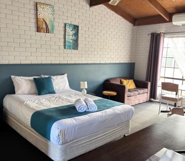 Tocumwal Hotel | Bakery Park Motor Inn