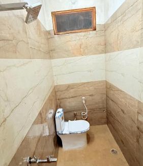 Faizabad Hotel | Balaji Dharmshala