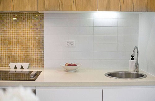 Adelaide Central Business District Apartment | Balfours Inner City Seclusion