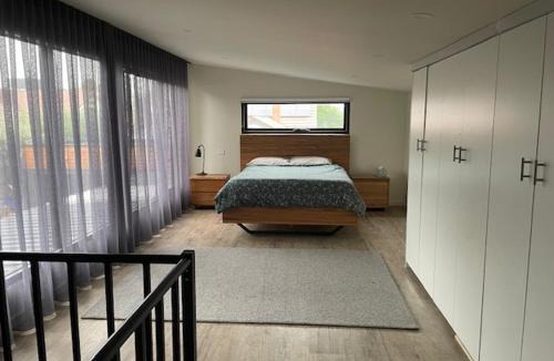 Essendon Villa | BALMORAL VILLA