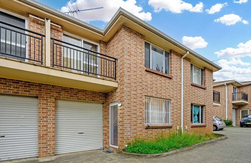 Bankstown House | Bankstown3br near train station