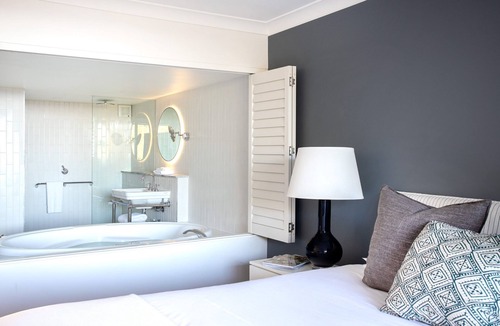 Mollymook Beach Hotel | Bannisters by the Sea Mollymook