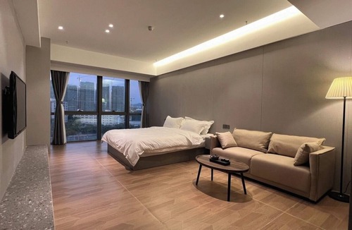 Huizhou Apartment | BanShan Design Hotel-ZhongKai TianYi