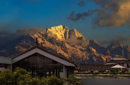 Yulong Hotel | Bantang Zuoyou Snow Mountain View Hotel Baisha Ancient Town Branch