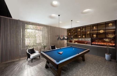 Middle Chaoyang Apartment | base-Beijing Sanlitun Serviced Apartment
