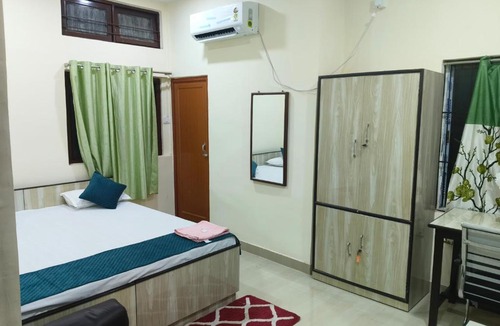 Dibrugarh Hotel | Basudev Lodge