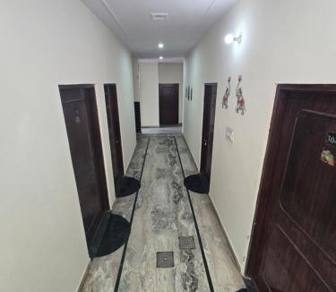 Jaipur Hotel | Basuki Hotel