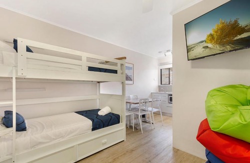 North Ward Hotel | Beach House Motel
