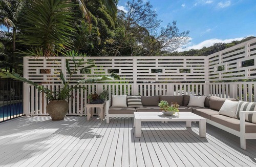 Copacabana House | Beach House with Pool at Copacabana