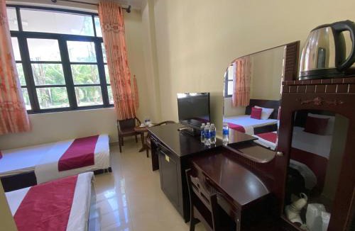 Cua Lap Hotel | Beachfront Bungalow Cuu Long
