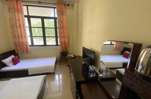 Cua Lap Hotel | Beachfront Bungalow Cuu Long