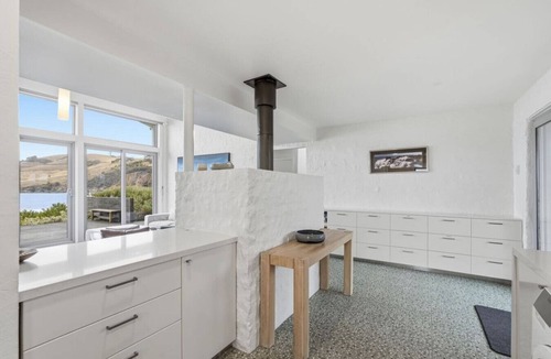 Clifton Beach House | Beachfront Escape in Clifton