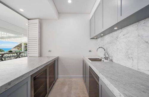 Coffs Harbour House | Beachfront Escapes ~ Luxury Beach Mansion