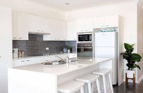 Mollymook Apartment | Beachfront Four - Remarkable apartment with breathtaking views