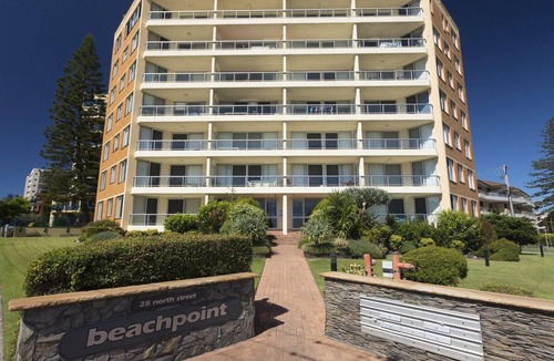 Forster Apartment | Beachpoint G2 - Location, Location, Location!
