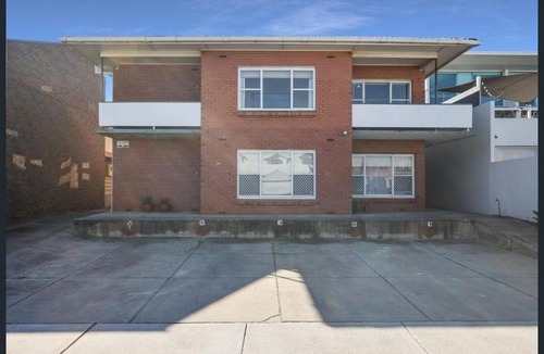 West Beach Apartment | Beachside Bliss Walk to the Sand