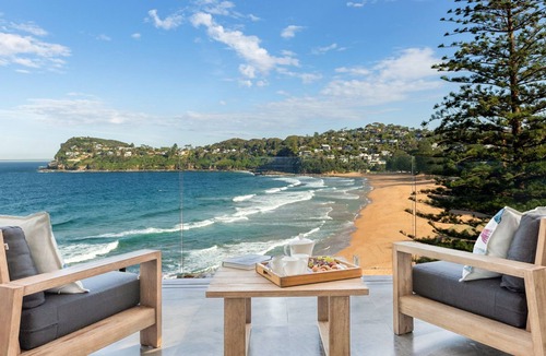 Whale Beach House | Beachside Whale Beach by TCC