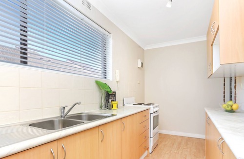 Oatley Apartment | Beautiful 2 bedroom apartment in the chic suburb of Mortdale close to Hurstville