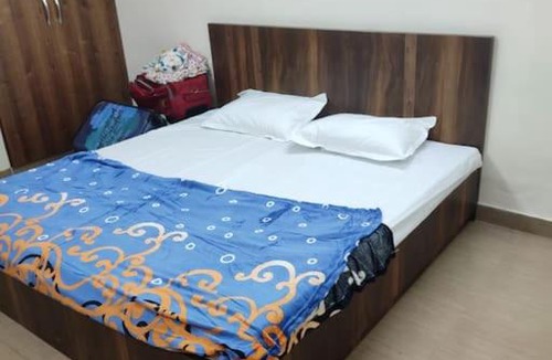 Vrindavan Apartment | Beautiful 2bhk Appartment Near Famous Temples
