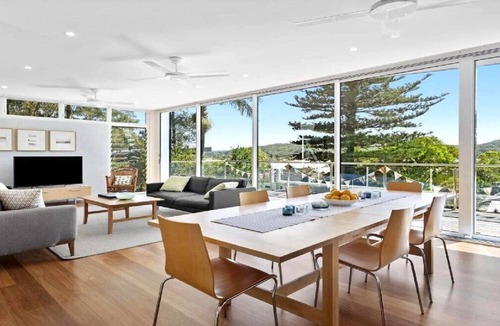 Pretty Beach Central Coast House | Beautiful views, beachs and bushwalks