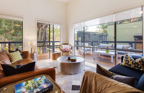 Caurnamont House | Beautiful waterfront holiday house, overlooking Murray River. Privately owned.