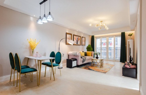 Yanta Qu Apartment | Beautiful Xi'an High-end Community Three-Bedroom Apartment