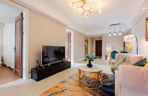 Yanta Qu Apartment | Beautiful Xi'an High-end Community Three-Bedroom Apartment
