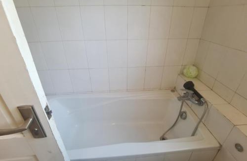 Shuangjing Apartment | Beijing city centre Shuangjing area master room with private bathroom