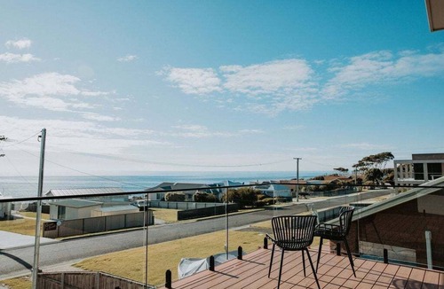 Bicheno House | Bichenobae, where coastal cool meets comfort and fun
