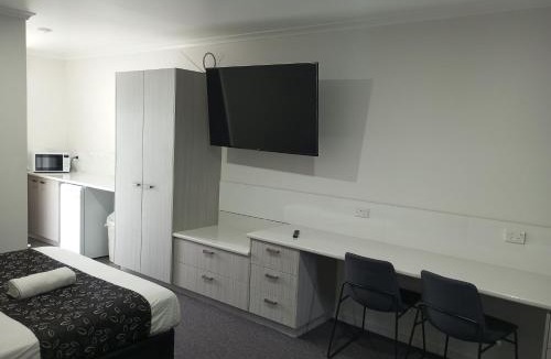 Shepparton South Hotel | Big Valley Lakeside Paradise Motor Inn