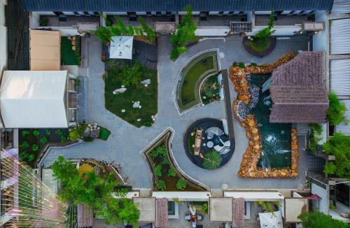 Lintong Qu Hotel | BigHouse