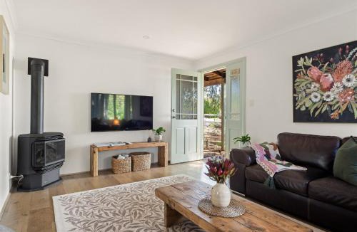 Margaret River Villa | Bindi Place - Charming House in Margaret River