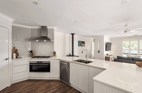 Quindalup House | Birak Beach House Modern Comfort by Geographe Bay