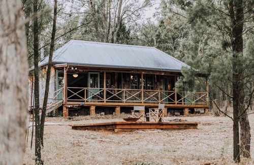 Budgee Budgee Cabin | Black Springs A Romantic Bushland Escape