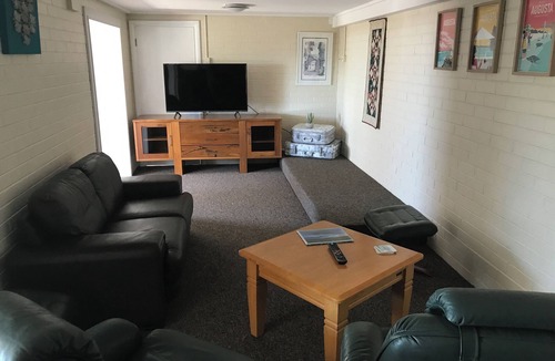 Augusta Apartment | Blackwood Hideaway
