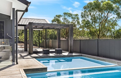 Willow Vale House | Blackwood Manor - timeless memories for unforgettable family or group getaways.