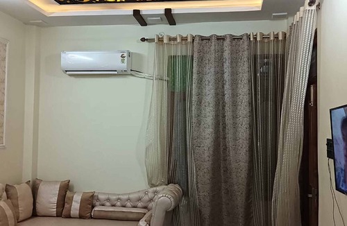 Mohangarh Villa | Blessing's Home Stay 5 Bedrooms Luxury Villa -Ideal Family Home Stay- Spacious