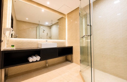 Gulshan Hotel | Blossom Hotel Dhaka