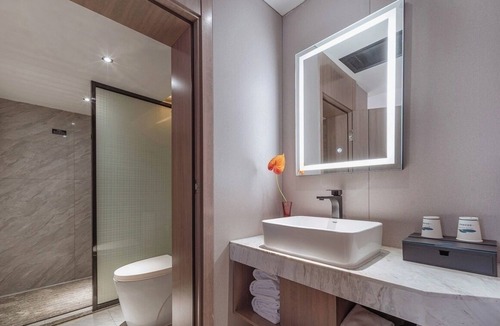 Yufeng District Hotel | BLUE HOTEL-YANGHE INDUSTRIAL