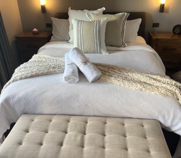 Canowindra Hotel | Blue Jacket Motel