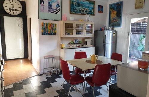 Semaphore House | Bohemian Beach Bliss 1 mins walk to the beach and 3 mins to Semaphore shops!